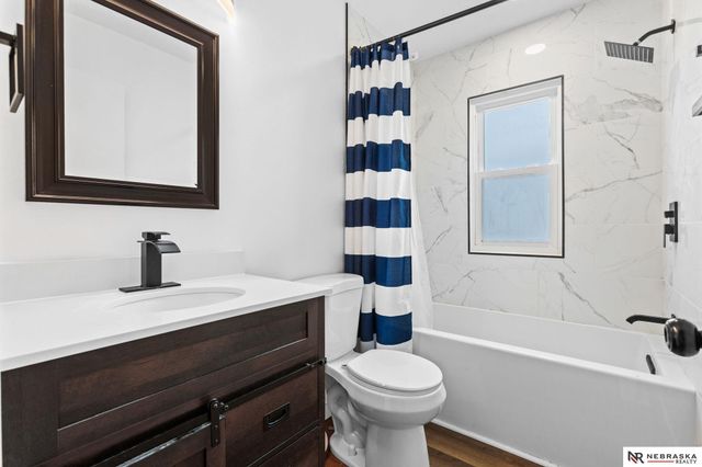 3532 N 39th Street, Omaha, NE 68111