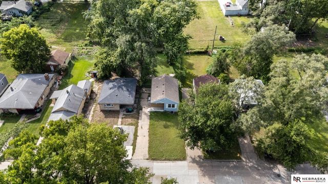 3532 N 39th Street, Omaha, NE 68111