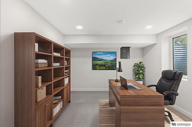 3532 N 39th Street, Omaha, NE 68111