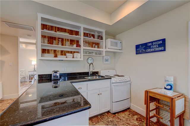 134 N Alister St 19, Port Aransas, TX 78373