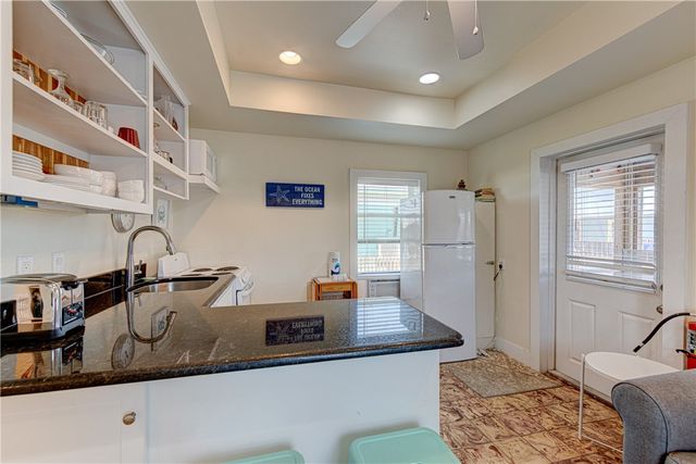 134 N Alister St 19, Port Aransas, TX 78373