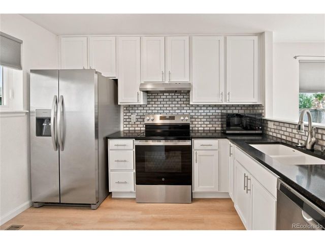 9687 Eagle Creek Pkwy, Commerce City, CO 80022