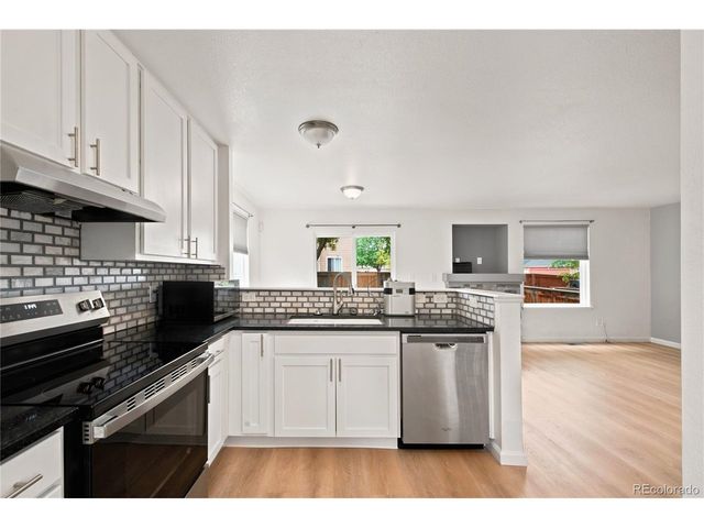 9687 Eagle Creek Pkwy, Commerce City, CO 80022