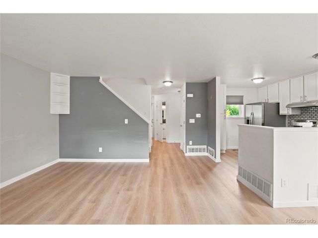 9687 Eagle Creek Pkwy, Commerce City, CO 80022
