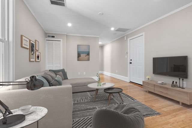 16 Hawthorne Street, Boston, MA 02119