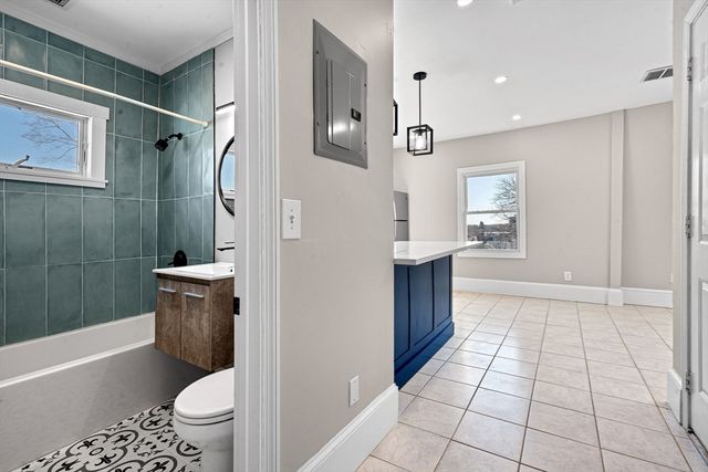 16 Hawthorne Street, Boston, MA 02119