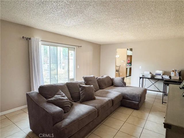 5909 Lugene Avenue, Bakersfield, CA 93313