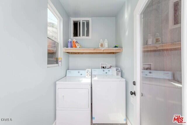 1726 W 37th Place 2, Los Angeles, CA 90018