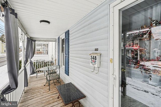 348 E DERRY RD, Hershey, PA 17033