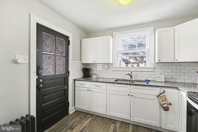 348 E DERRY RD, Hershey, PA 17033