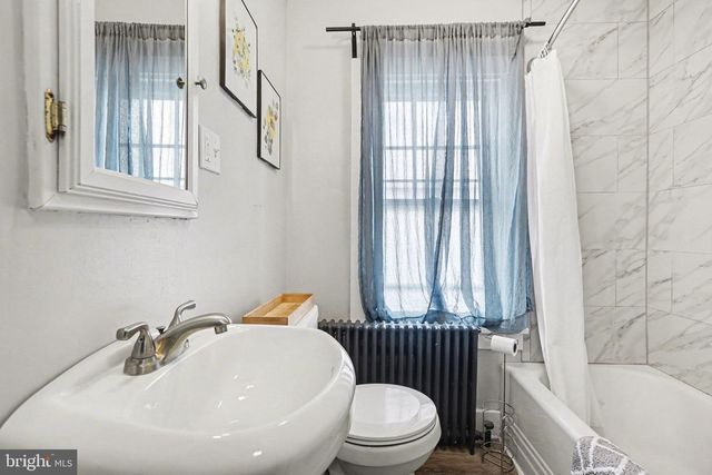 348 E DERRY RD, Hershey, PA 17033