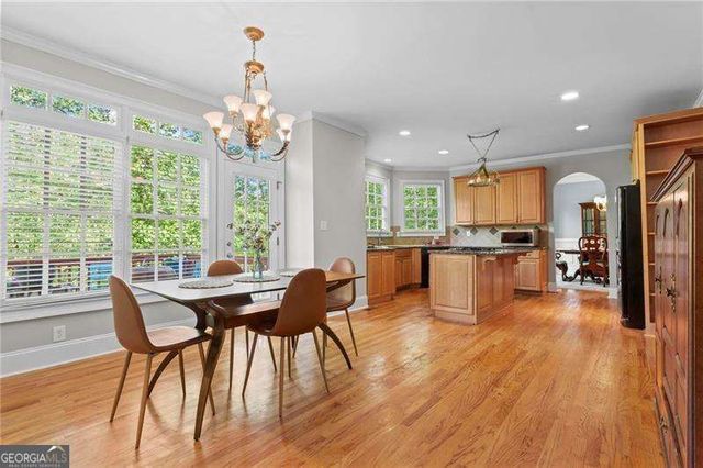 1169 Dawn View Lane NW, Atlanta, GA 30327