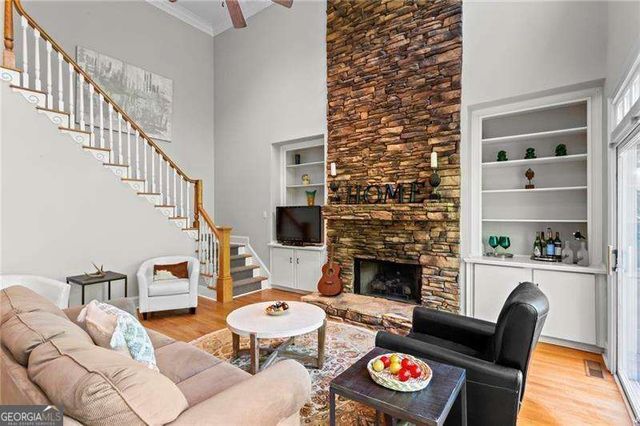 1169 Dawn View Lane NW, Atlanta, GA 30327