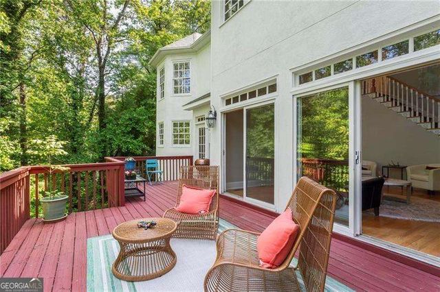 1169 Dawn View Lane NW, Atlanta, GA 30327