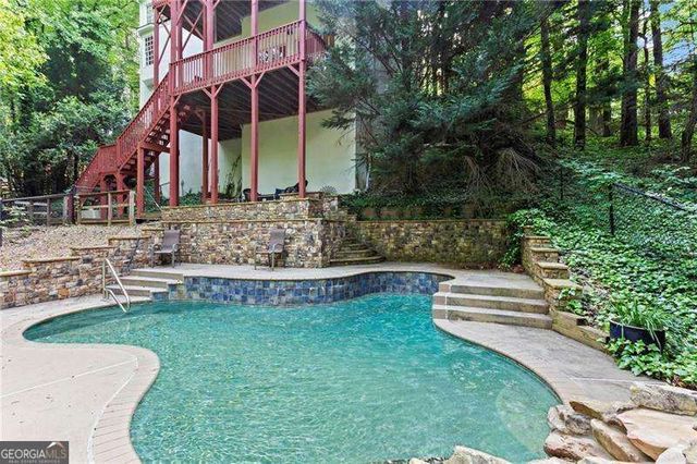 1169 Dawn View Lane NW, Atlanta, GA 30327