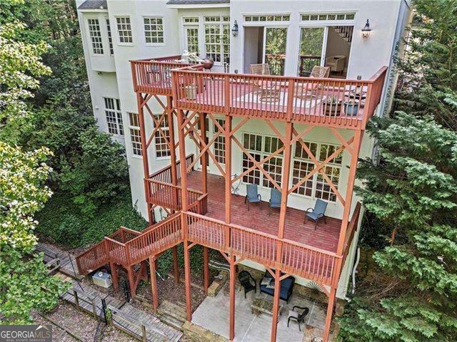 1169 Dawn View Lane NW, Atlanta, GA 30327