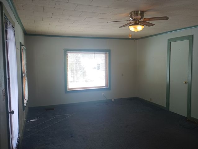 35 Sherrard Avenue, Hempfield Twp, PA 16125