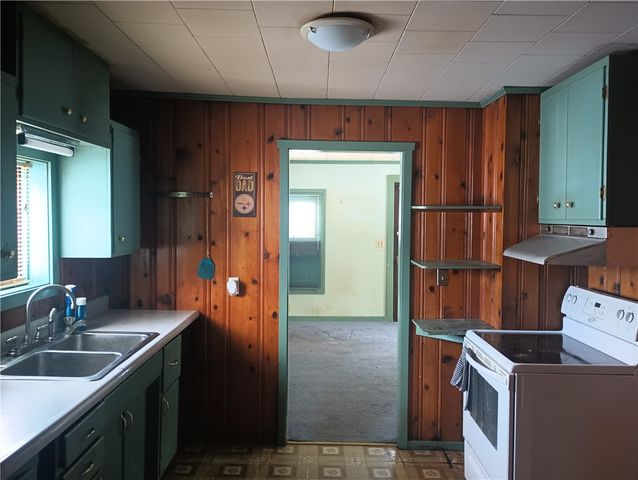 35 Sherrard Avenue, Hempfield Twp, PA 16125