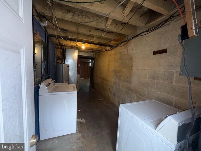 1243 HELLERMAN ST, Philadelphia, PA 19111