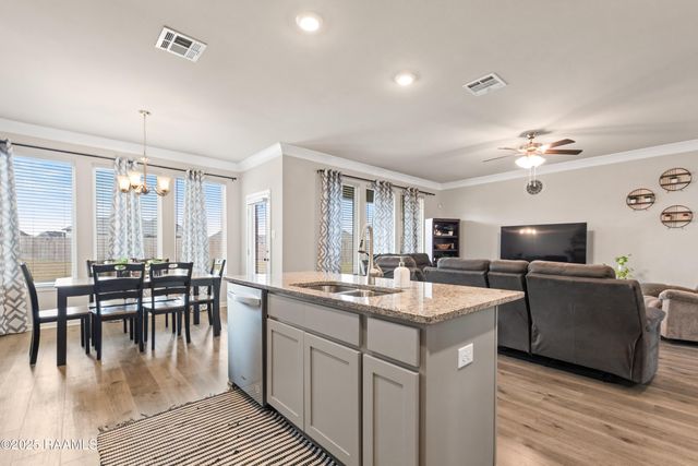 112 Hardwood Drive, Lafayette, LA 70508