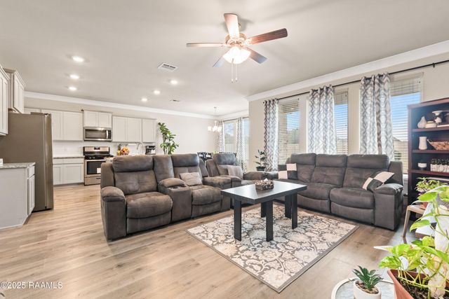 112 Hardwood Drive, Lafayette, LA 70508