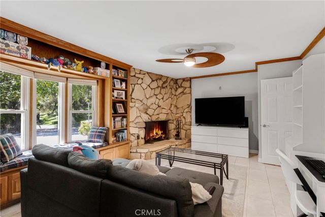 3999 El Lado, La Crescenta, CA 91214