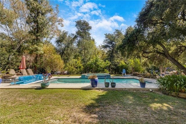3999 El Lado, La Crescenta, CA 91214