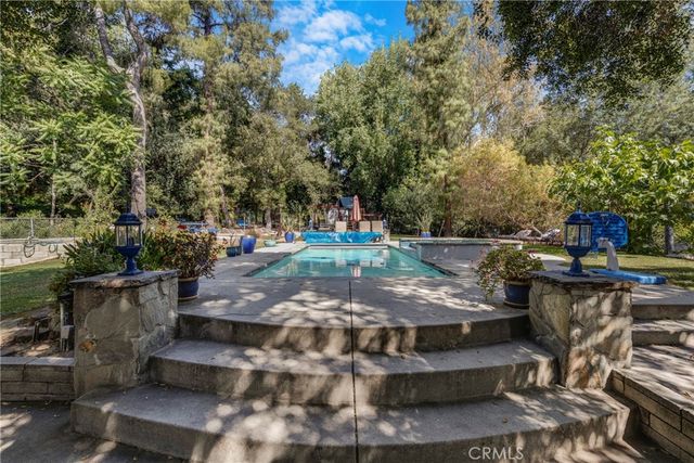 3999 El Lado, La Crescenta, CA 91214