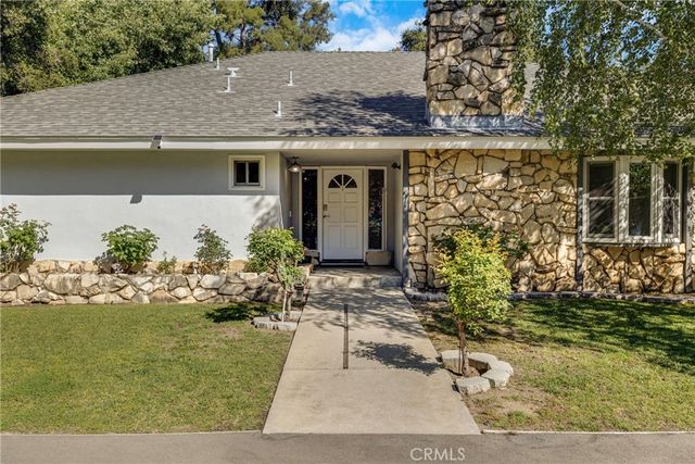 3999 El Lado, La Crescenta, CA 91214