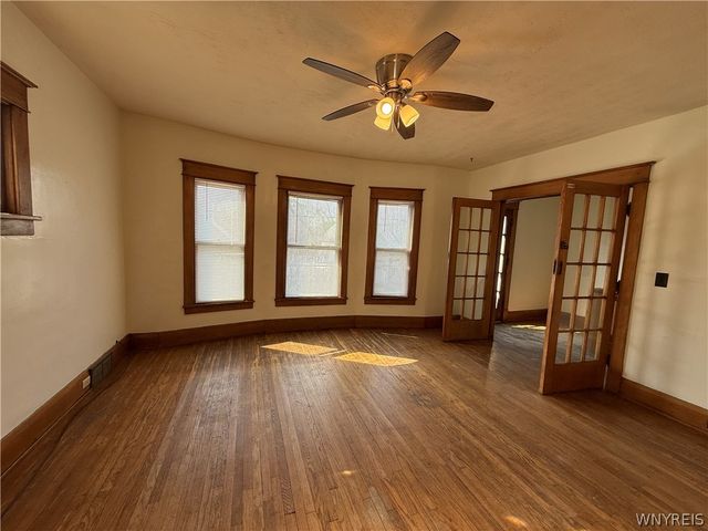 22 Briggs Avenue, Buffalo, NY 14207