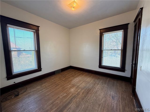 22 Briggs Avenue, Buffalo, NY 14207