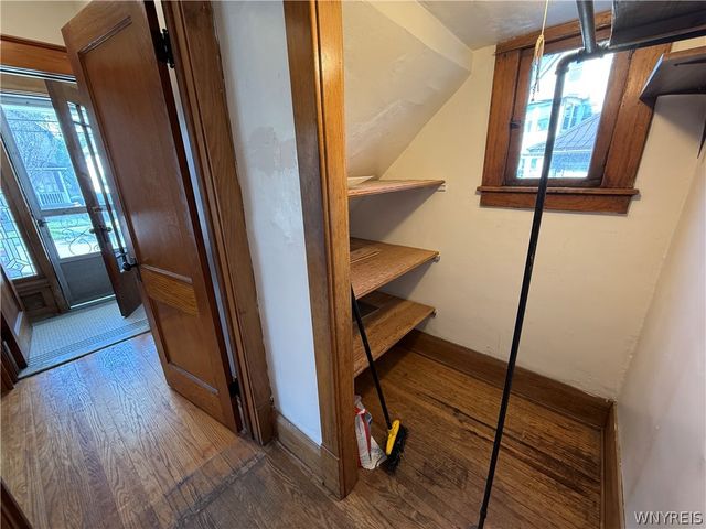 22 Briggs Avenue, Buffalo, NY 14207