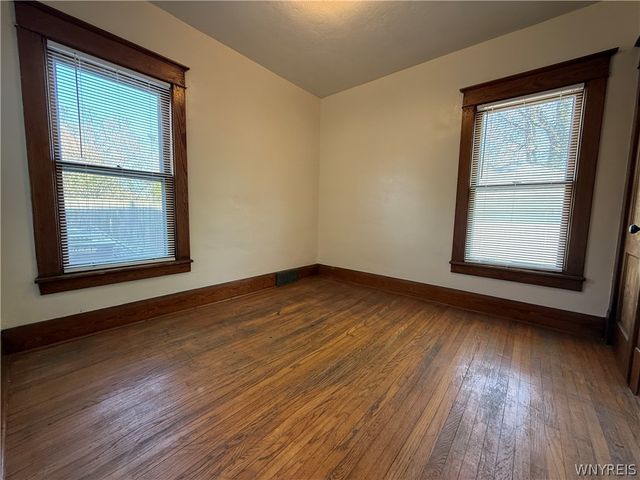 22 Briggs Avenue, Buffalo, NY 14207