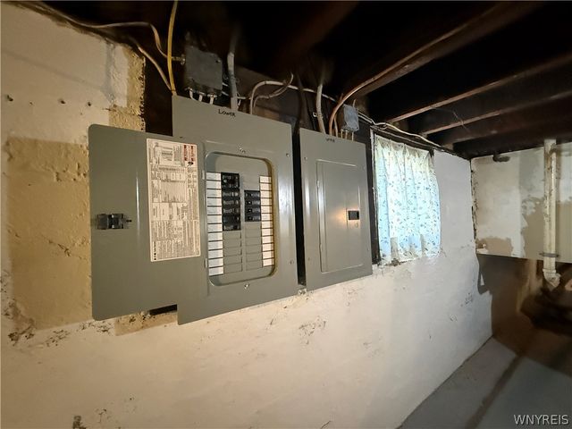 22 Briggs Avenue, Buffalo, NY 14207