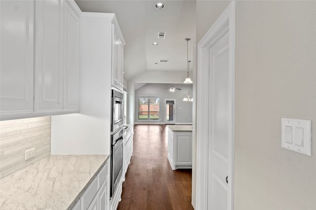 6408 Palo Alto Street, Mckinney, TX 75070