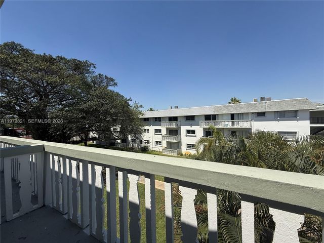 15201 NE 6th Ave C311, Miami, FL 33162