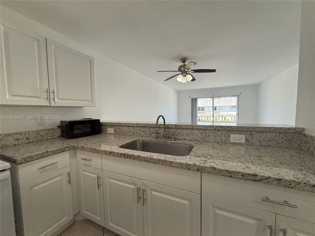 15201 NE 6th Ave C311, Miami, FL 33162