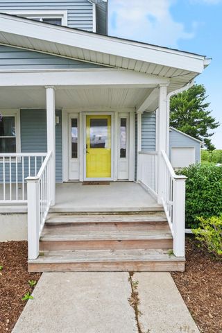 4331 10 Mile Road NW, Sparta, MI 49345