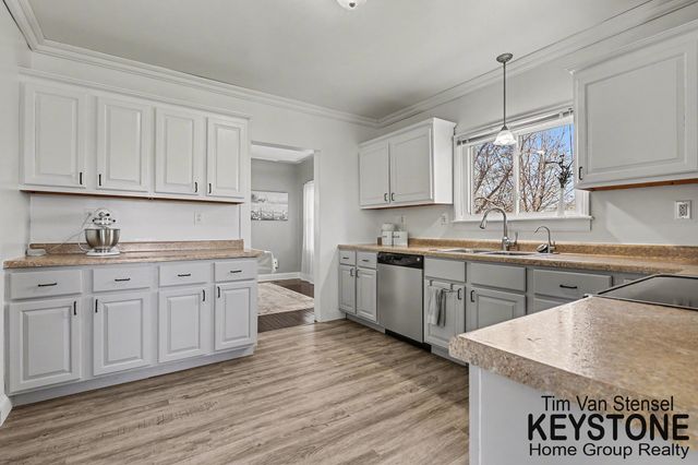 4331 10 Mile Road NW, Sparta, MI 49345