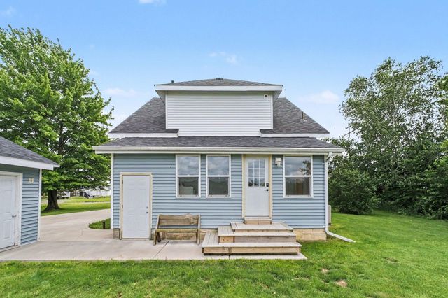 4331 10 Mile Road NW, Sparta, MI 49345