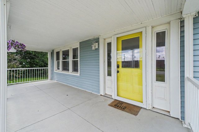 4331 10 Mile Road NW, Sparta, MI 49345