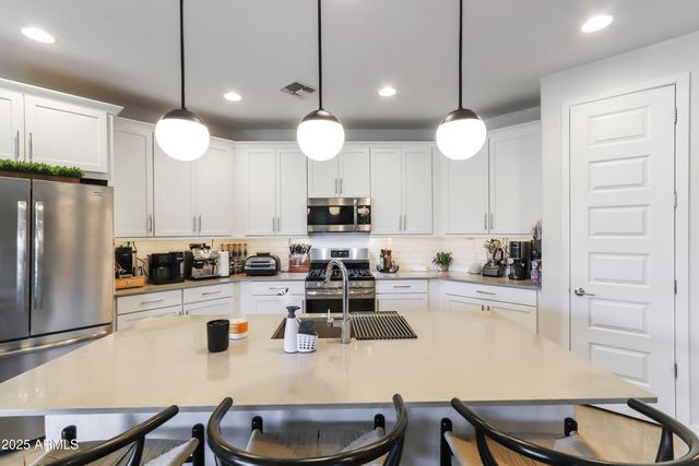 2499 N CASA GRANDE Avenue, Casa Grande, AZ 85122