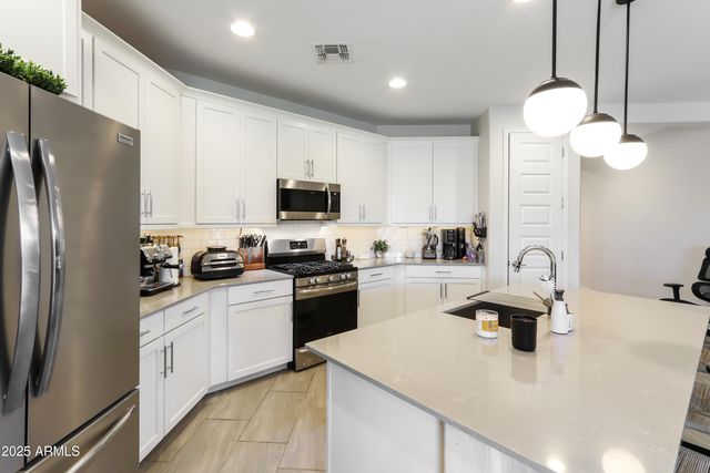 2499 N CASA GRANDE Avenue, Casa Grande, AZ 85122