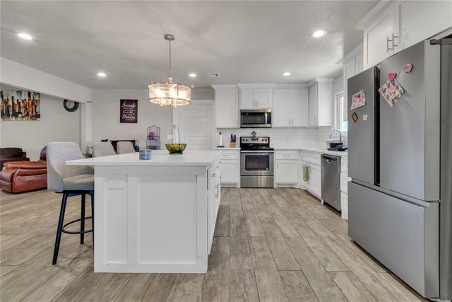 1312 Kingston Drive, Yukon, OK 73099