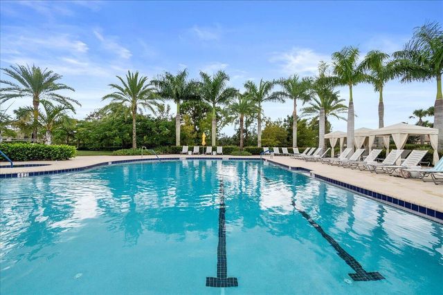 12842 SW Lake Fern Circle, Port St Lucie, FL 34987