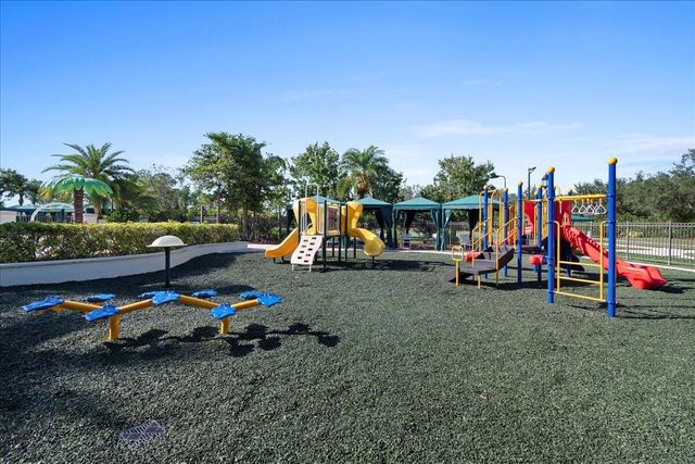 12842 SW Lake Fern Circle, Port St Lucie, FL 34987