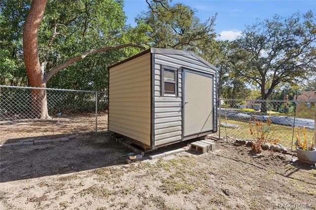 81 S ROSE Avenue, Beverly Hills, FL 34465