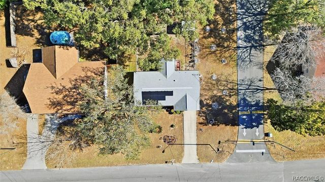 81 S ROSE Avenue, Beverly Hills, FL 34465