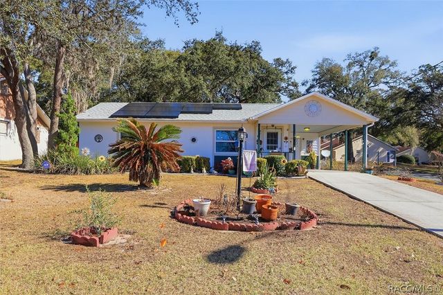 81 S ROSE Avenue, Beverly Hills, FL 34465