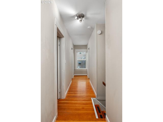 1923 Se 50TH Ave, Portland, OR 97215